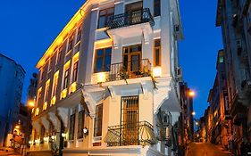 St Moscow Taksim By Emmy Istanboel